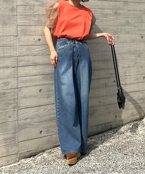 mi via loca(ミヴィアロカ)の「配色チュールボリュームスリーブ タックデザイントップス(Tシャツ/カットソー・レディース・オフホワイト/オレンジ/スミクロ/ブラウン・FREE)」の21枚目の写真