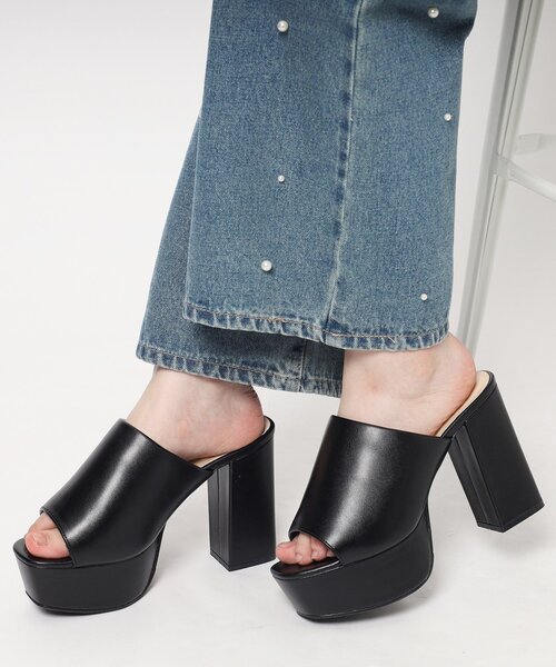 cs T&P（シーエスティーアンドピー）の「厚底1枚甲サンダル（サンダル・レディース・アイボリー/ブラック・S/M/L/LL）」の21枚目の写真