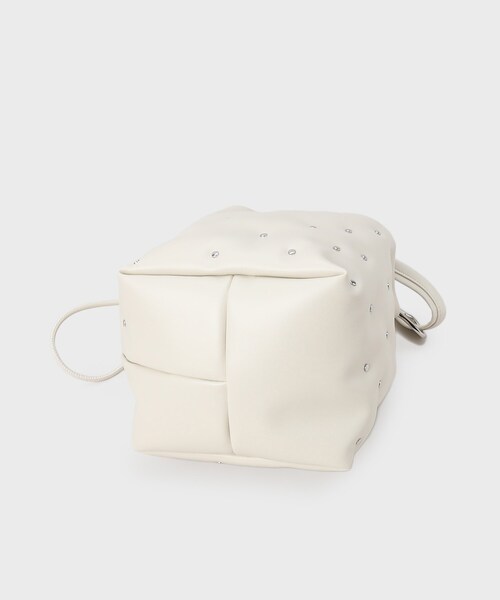 GALLEST(ギャレスト)の「◆【LE VERNIS】スタッズ巾着BAG(ハンドバッグ・レディース・オフホワイト/ブラック・00)」の7枚目の写真
