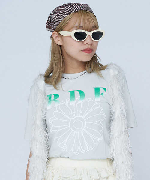 CIAOPANIC(チャオパニック)の「【WEB限定】BDFフラワーロゴショートTee(Tシャツ/カットソー・レディース・カーキ/ブラック/アイボリー/サックスブルー/グレー/オフホワイト/ローズ/ベージュ/ネイビー/グリーン/レッド/ピンク・ONE SIZE)」の20枚目の写真