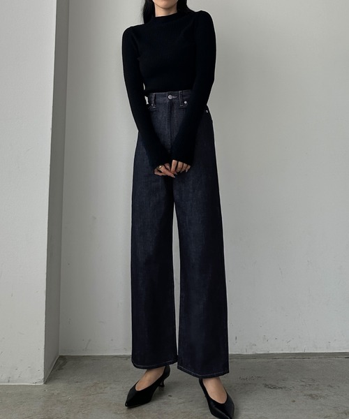 Louere（ルエレ）の「ハイウエストワイドデニム（デニムパンツ・レディース・インディゴブルー/ブラック/ホワイト・マルチサイズ）」の11枚目の写真