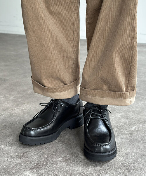 CPCM(シーピーシーエム)の「シャークハイソールモカシンシューズ(ブーツ・メンズ・ブラック/ブラウン・MEDIUM/LARGE)」の2枚目の写真