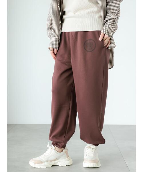 Lugnoncure（ルノンキュール）の「エンブレムプリント裏毛スウェットパンツ（その他パンツ・レディース・オフホワイト/ベージュ/ブラウン・F）」の10枚目の写真