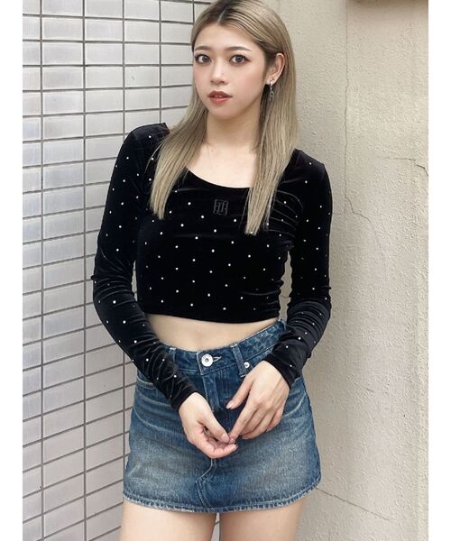 GYDA（ジェイダ）の「GYGY embroideryラインストーンベロアトップス（Tシャツ/カットソー・レディース・ブラック/オフホワイト・FREE）」の3枚目の写真