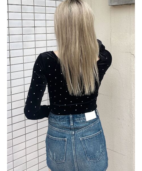 GYDA（ジェイダ）の「GYGY embroideryラインストーンベロアトップス（Tシャツ/カットソー・レディース・ブラック/オフホワイト・FREE）」の5枚目の写真