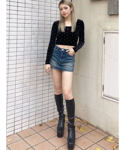 GYDA（ジェイダ）の「GYGY embroideryラインストーンベロアトップス（Tシャツ/カットソー・レディース・ブラック/オフホワイト・FREE）」の6枚目の写真