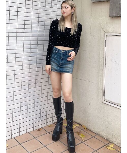 GYDA（ジェイダ）の「GYGY embroideryラインストーンベロアトップス（Tシャツ/カットソー・レディース・ブラック/オフホワイト・FREE）」の7枚目の写真