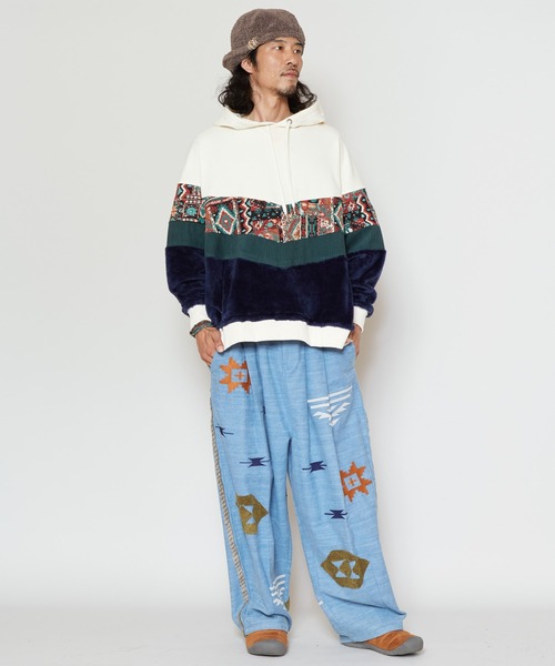 チャイハネ(チャイハネ)の「【チャイハネ】パッチワークMEN'Sパーカー(パーカー・メンズ・カーキ/マスタード/ホワイト・FREE)」の4枚目の写真