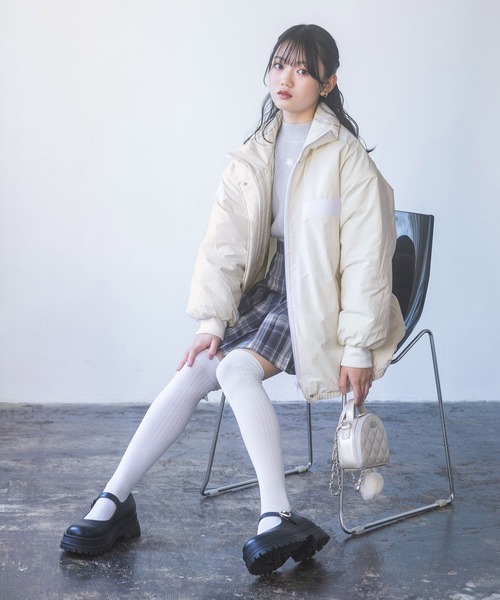 repipi armario(レピピ アルマリオ)の「ナカワタモンスターコート(ダウンジャケット/コート・キッズ・ブラック/アイボリー/グリーン・LARGE/MEDIUM/SMALL)」の21枚目の写真