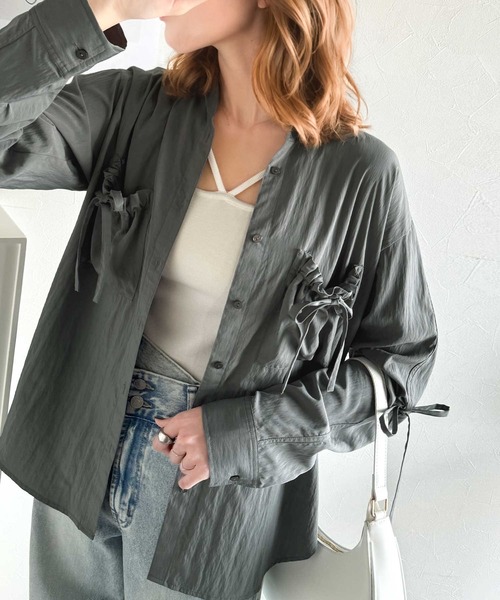 セール】大人の甘さ薫る上品シャツ。衿2wayポケットリボンシャツ（長袖