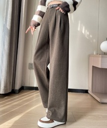 タック入りルーズシルエットワイドパンツ