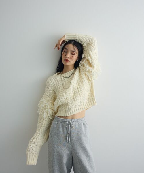フリンジスリーブショート丈ケーブルニット（ニット/セーター）｜AnriettMusee（アンリエットミュゼ）