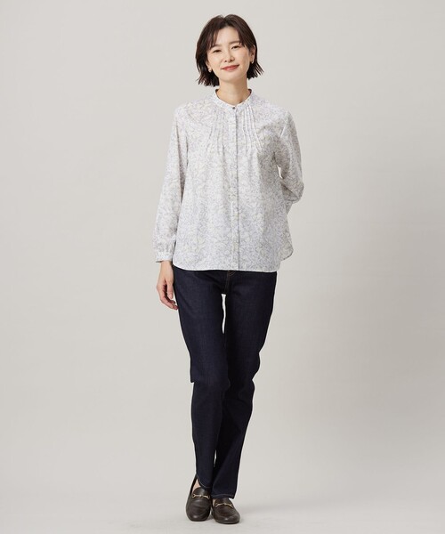 J.PRESS(ジェイプレス)の「【洗える】ポリエチレンスパンブロードフラワープリント ブラウス(シャツ/ブラウス・レディース・ホワイト系5/ベージュ系5・T15/T13)」の11枚目の写真