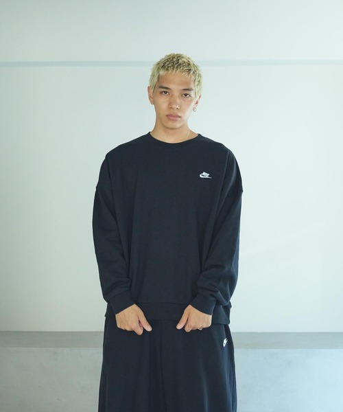 NIKE（ナイキ）の「《セットアップ対応商品》ナイキ クラブ フリース メンズ オーバーサイズド フレンチテリー クルー / Nike Club Fleece Men's Oversized French Terry Crew HJ1820-010 Black（スウェット・メンズ・ブラック・M/2XL/S/XL/L）」の3枚目の写真