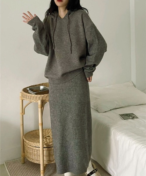 【セール】トップス×スカートニットセットアップ（セットアップ）｜gossip！ロサンゼルス（ゴシップロサンゼルス）