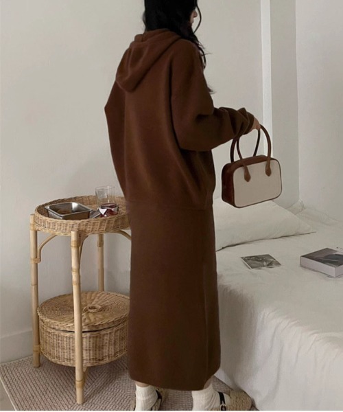 gossip!ロサンゼルス(ゴシップロサンゼルス)の「トップス×スカートニットセットアップ(セットアップ・レディース・ブラウン/グレー/ブラック/オフホワイト/ライトイエロー・FREE)」の17枚目の写真