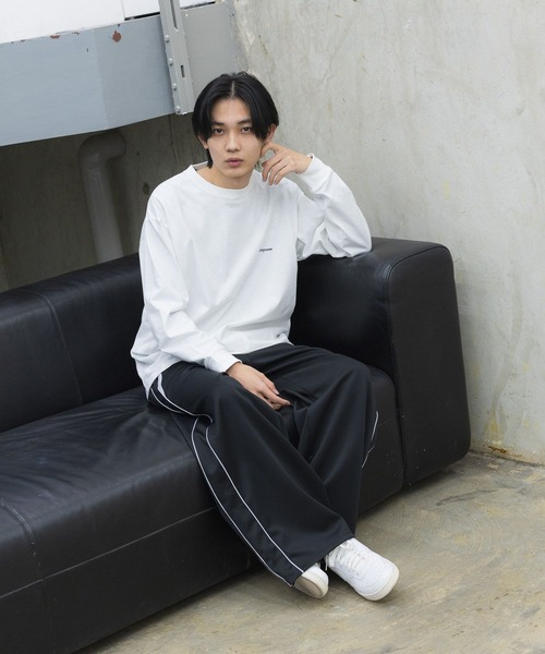 GLOBAL WORK（グローバルワーク）の「トラックジャージパンツ/AND YUA ANY/284510（ジャージ・キッズ・ブラック/ネイビー・SMALL/MEDIUM/LARGE）」の4枚目の写真