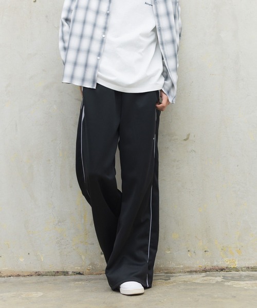 GLOBAL WORK（グローバルワーク）の「トラックジャージパンツ/AND YUA ANY/284510（ジャージ・キッズ・ブラック/ネイビー・SMALL/MEDIUM/LARGE）」の12枚目の写真