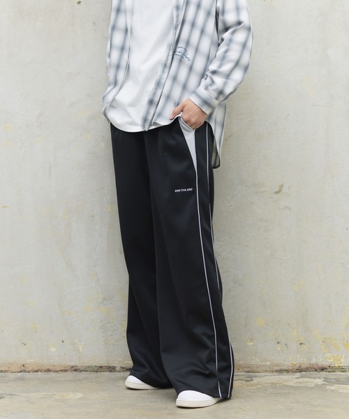 GLOBAL WORK（グローバルワーク）の「トラックジャージパンツ/AND YUA ANY/284510（ジャージ・キッズ・ブラック/ネイビー・SMALL/MEDIUM/LARGE）」の10枚目の写真