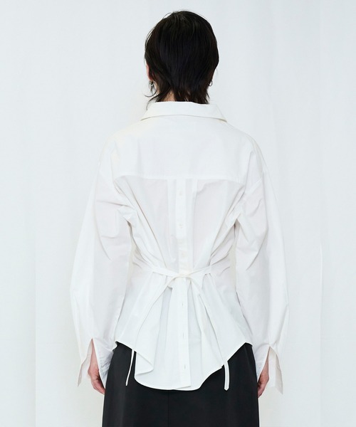 VIAVANDA(ヴィアヴァンダ)の「2WAY BUTTON BIG SHIRT(シャツ/ブラウス・レディース・ブルー/ホワイト・FREE)」の4枚目の写真