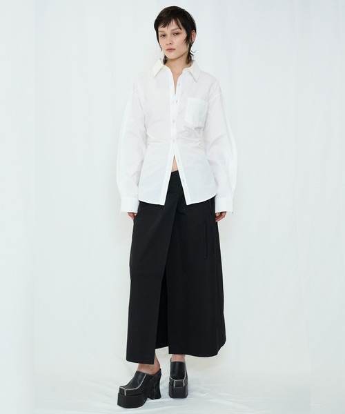 VIAVANDA(ヴィアヴァンダ)の「2WAY BUTTON BIG SHIRT(シャツ/ブラウス・レディース・ブルー/ホワイト・FREE)」の5枚目の写真