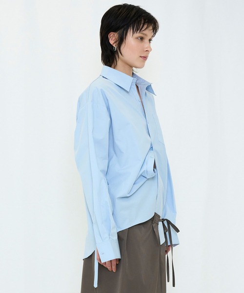 VIAVANDA(ヴィアヴァンダ)の「2WAY BUTTON BIG SHIRT(シャツ/ブラウス・レディース・ブルー/ホワイト・FREE)」の12枚目の写真