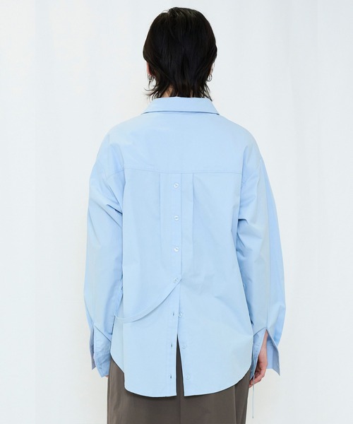 VIAVANDA(ヴィアヴァンダ)の「2WAY BUTTON BIG SHIRT(シャツ/ブラウス・レディース・ブルー/ホワイト・FREE)」の13枚目の写真