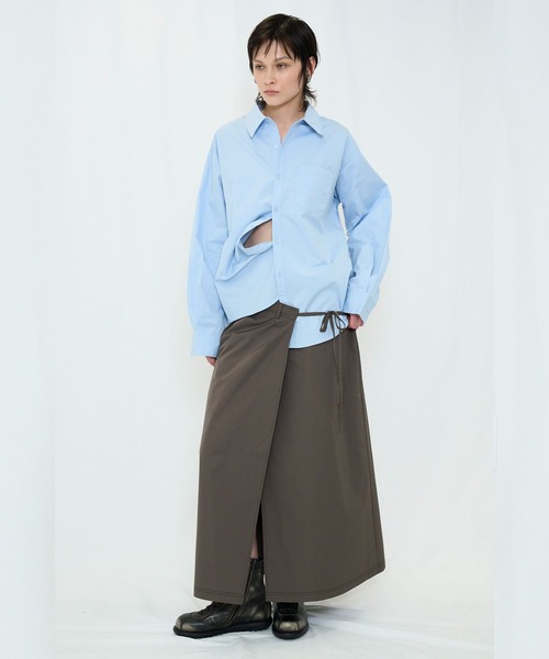 VIAVANDA(ヴィアヴァンダ)の「2WAY BUTTON BIG SHIRT(シャツ/ブラウス・レディース・ブルー/ホワイト・FREE)」の18枚目の写真