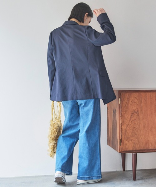 Doux archives(ドゥアルシーヴ)の「ワイドベイカーデニムパンツ(デニムパンツ・レディース・ブルー/サックスブルー・36/38)」の8枚目の写真