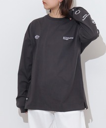 ANT　INDUSTRIAL DESIGN　オーバーサイズロングスリーブTシャツ
