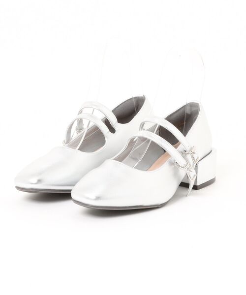 la farfa SHOES(ラ・ファーファ シューズ)の「la farfa shoes 2WAY ストラップパンプス(パンプス・レディース・アイボリー/シルバー/ブラック/グレー・24.0cm/25.5cm/25.0cm/24.5cm/26.0cm/26.5cm/23.5cm)」の4枚目の写真