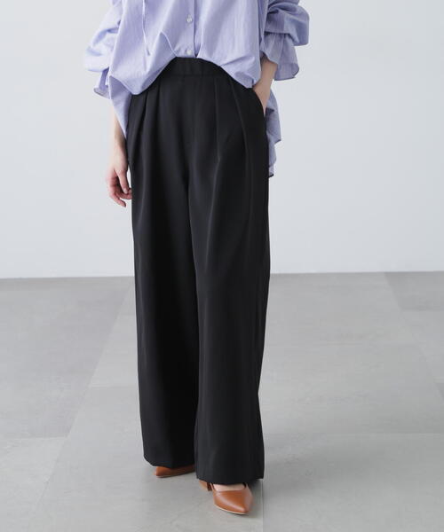 FREE'S MART（フリーズマート）の「◆［MFM］タックワイドスラックス（スラックス・レディース・ブラック/グレー/ホワイト/ピンク・SMALL/MEDIUM/LARGE）」の2枚目の写真