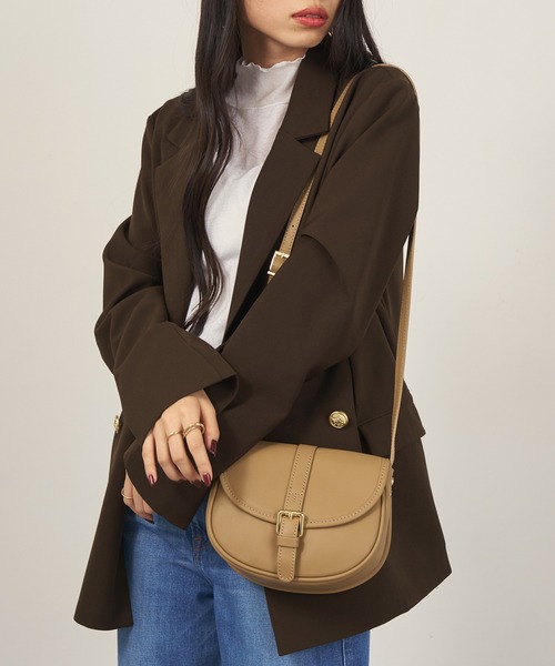 MARCO BIANCHINI（マルコビアンチーニ）の「25SS新作【MARCO BIANCHINI】イタリアンレザー ベルトショルダーバッグ 24054（ショルダーバッグ・レディース・ブラック/グレイッシュベージュ/キャメル・FREE）」の20枚目の写真