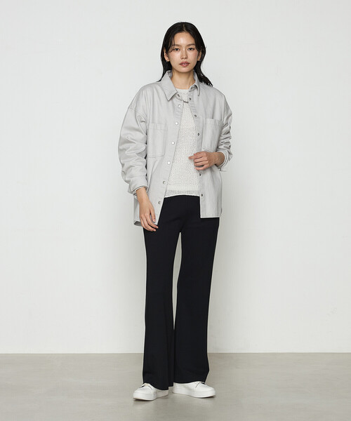 COMME CA（コムサ）の「カラーデニム オーバーシャツ（シャツ/ブラウス・レディース・カーキ/ライトグレー・FREE）」の6枚目の写真