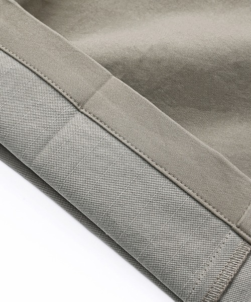 NEW BALANCE(ニューバランス)の「MET24 Tuck Slim Tapered Pants(スラックス・レディース・カーキブラウン/ブラック・LARGE/MEDIUM/SMALL)」の13枚目の写真