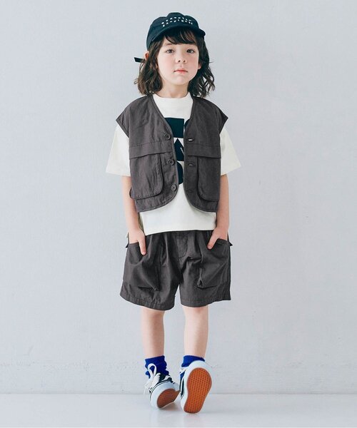 p.premier（ピードットプルミエ）の「【ジュニア対応】立体ポケットワークライトベスト（ベスト・キッズ・チャコール/カーキ/アイボリー/ブルー・140/130/120/110/100/90/80）」の8枚目の写真