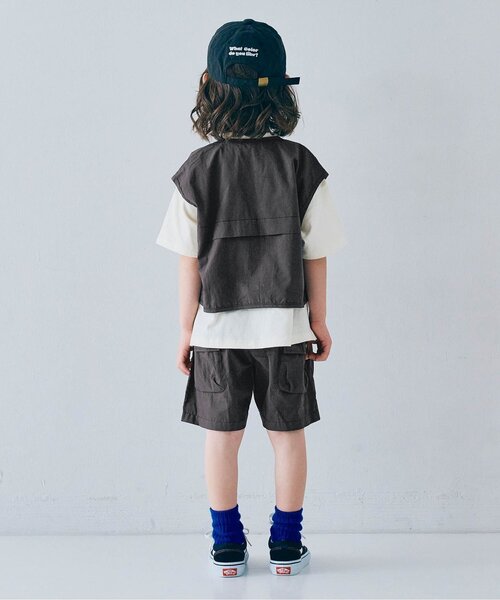 p.premier（ピードットプルミエ）の「【ジュニア対応】立体ポケットワークライトベスト（ベスト・キッズ・チャコール/カーキ/アイボリー/ブルー・140/130/120/110/100/90/80）」の9枚目の写真