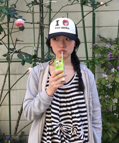 INTER FACTORY(インターファクトリー)の「hannah - nard girl cap made in INTERFACTORY(キャップ・レディース・ブラック/ライトブルー・FREE)」の5枚目の写真