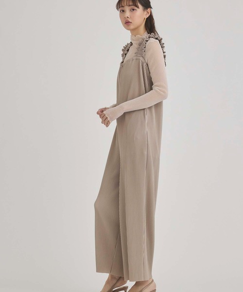 fifth（フィフス）の「サスフリルオールインワン（つなぎ/オールインワン・レディース・ブラック/グレイッシュベージュ/チャコールグレー・M）」の10枚目の写真