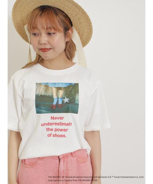 Samansa Mos2（サマンサ モスモス）の「【オズの魔法使/赤い靴】プリントTシャツ（Tシャツ/カットソー・レディース・オフホワイト/ピンク・F）」の2枚目の写真