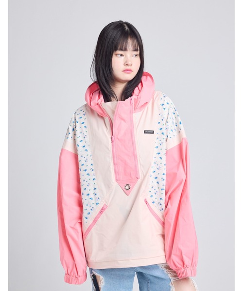 Little sunny bite（リトルサニーバイト）の「《Little sunny bite》nylon hoodie pull over（ナイロンジャケット・レディース・ブルー/ブラック/ピンク・MEDIUM/SMALL）」の3枚目の写真