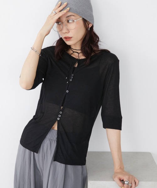Auntie Rosa Holiday(アンティローザホリデー)の「フロントホールシアーテレコカーディガン(Tシャツ/カットソー・レディース・レッド/ブラック/グレー・FREE)」の7枚目の写真