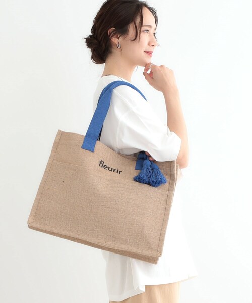 SHOO・LA・RUE（シューラルー）の「夏を彩る スクエアジュートトートバッグ（トートバッグ・レディース・オレンジ/ブルー/イエロー/ブラック系/ブラック系3/ブラック・00）」の5枚目の写真