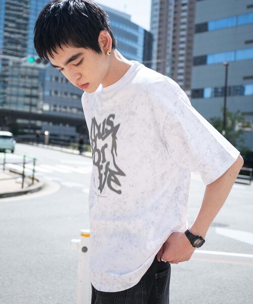 WEGO（ウィゴー）の「WEGO/スノーパターングラフィックT（Tシャツ/カットソー・メンズ・ダークグレー/ピンク/ホワイト・MEDIUM/LARGE）」の21枚目の写真