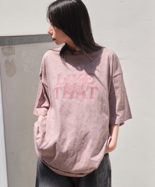 WEGO（ウィゴー）の「WEGO/スノーパターングラフィックT（Tシャツ/カットソー・メンズ・ダークグレー/ピンク/ホワイト・MEDIUM/LARGE）」の11枚目の写真