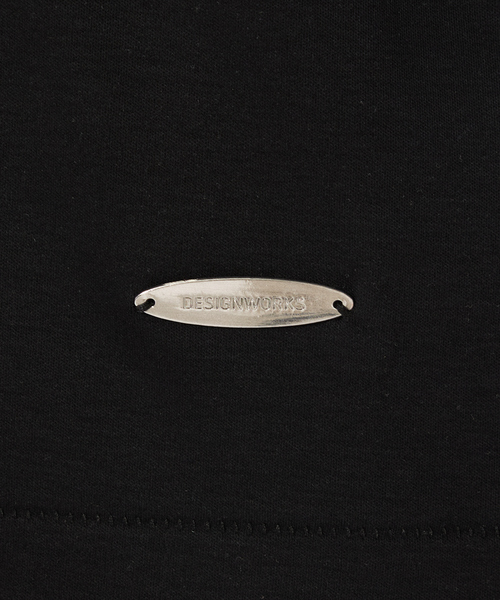 DESIGNWORKS（デザインワークス）の「【シルケット加工】変形ヘンリーネック Tシャツ（Tシャツ/カットソー・メンズ・ホワイト/ブラック・46/48/50）」の8枚目の写真