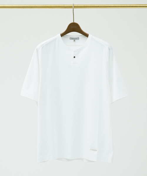 DESIGNWORKS（デザインワークス）の「【シルケット加工】変形ヘンリーネック Tシャツ（Tシャツ/カットソー・メンズ・ホワイト/ブラック・46/48/50）」の15枚目の写真