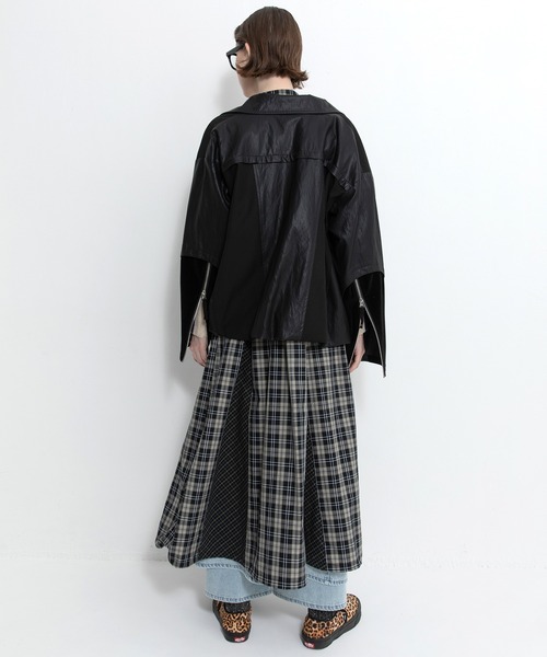 AULA AILA（アウラアイラ）の「ドローストリングチェックシャツワンピース（ワンピース・レディース・ブラック/ブラウン/ネイビー・0）」の11枚目の写真