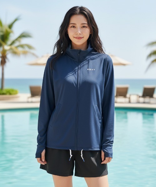 ROXY（ロキシー）の「【ROXY/ロキシー】24SS AURORA STAND/水陸両用ドローコード付き長袖ハイネックジップアップラッシュガード(水着)（ラッシュガード・レディース・ブラック/ピンク/カーキ/ネイビー/ホワイト/オフホワイト・SMALL/MEDIUM/LARGE）」の5枚目の写真