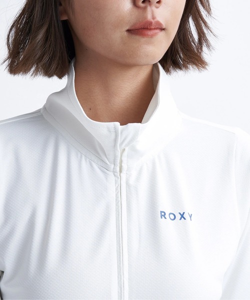 ROXY（ロキシー）の「【ROXY/ロキシー】24SS AURORA STAND/水陸両用ドローコード付き長袖ハイネックジップアップラッシュガード(水着)（ラッシュガード・レディース・ブラック/ピンク/カーキ/ネイビー/ホワイト/オフホワイト・SMALL/MEDIUM/LARGE）」の14枚目の写真